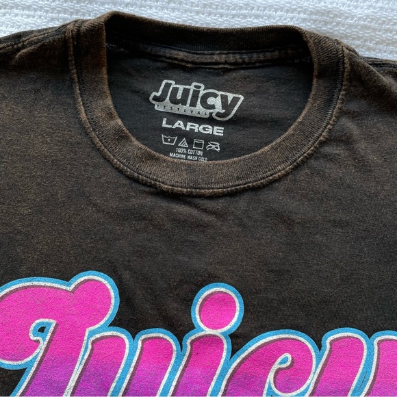 Juicy Festival 2023 Short Sleeve Tee - Picture 3 of 3